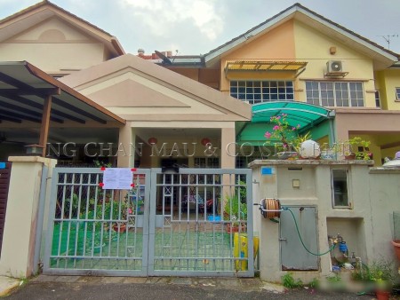 Terrace House For Auction at Anggerik Aranda