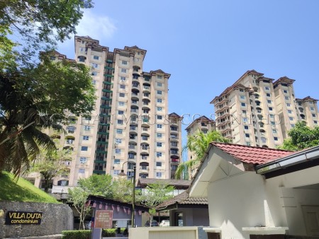 Condo For Auction at Villa Duta