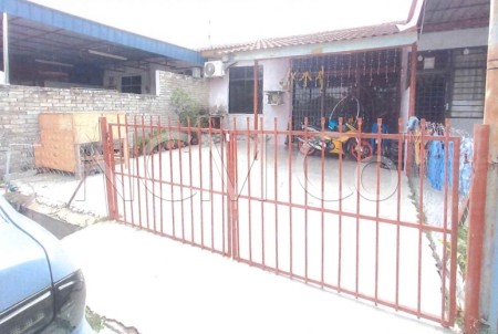 Terrace House For Auction at Taman Mahsuri