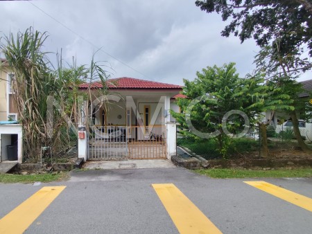 Bungalow House for Auction