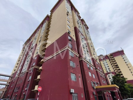 Apartment For Auction at Mentari Court 1