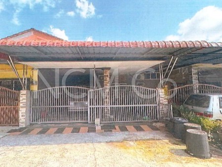 Terrace House For Auction at Taman Intan Mutiara