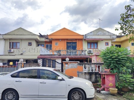 Terrace House for Auction