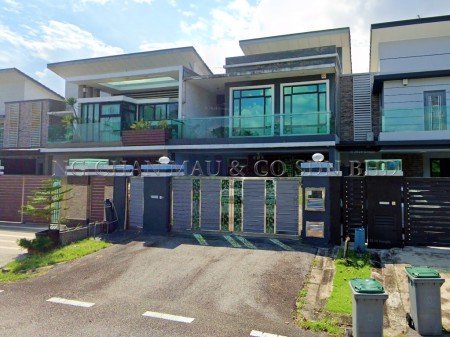 Terrace House For Auction at Taman Mutiara Rini