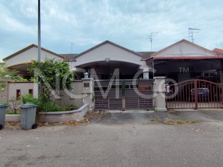 Terrace House For Auction at Taman Nusa Jaya Mas