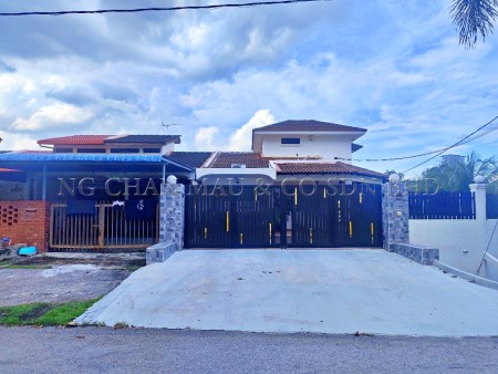 Terrace House For Auction at Kelana Jaya