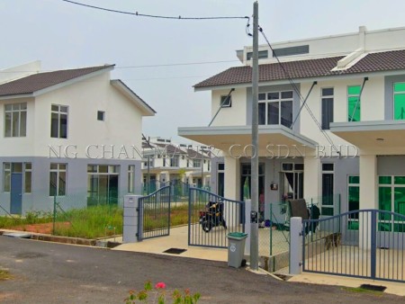 Terrace House For Auction at Taman Kelubi Idaman