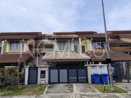 Terrace House For Auction at Denai Alam