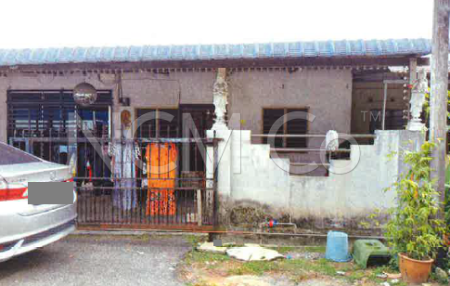 Terrace House For Auction at Taman Sentul Jaya