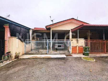 Terrace House For Auction at Taman Tualang Indah