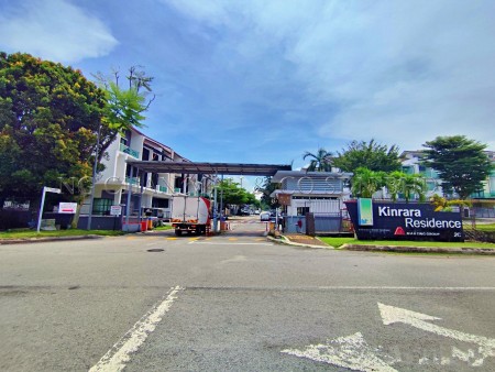 Terrace House for Auction