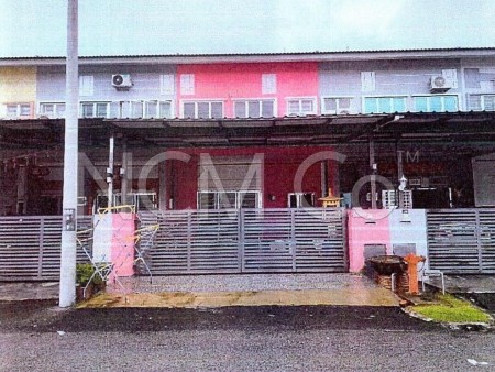 Terrace House For Auction at Pantai Remis