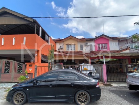 Terrace House For Auction at Desa Puteri