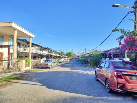 Terrace House for Auction