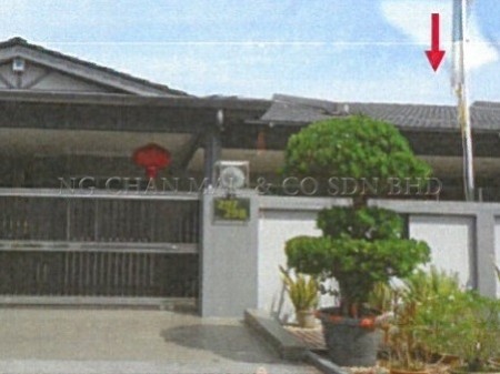 Terrace House For Auction at Taman Mawar