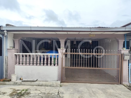 Terrace House For Auction at Taman Keladi