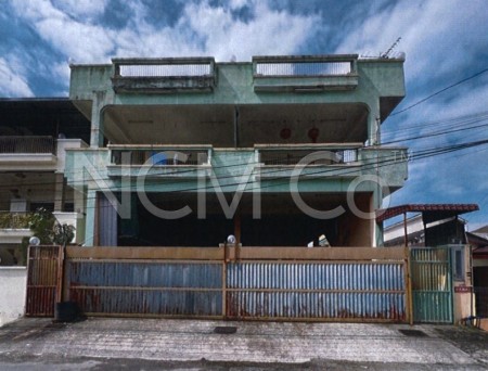 Bungalow House For Auction at Taman Selayang Baru