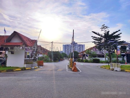 Terrace House for Auction