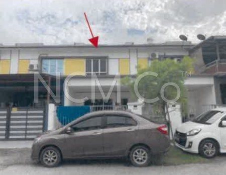 Terrace House For Auction at Alamanda Parklands