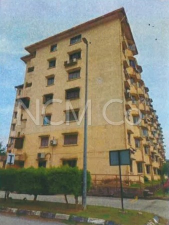 Apartment For Auction at Subang Suria Apartment