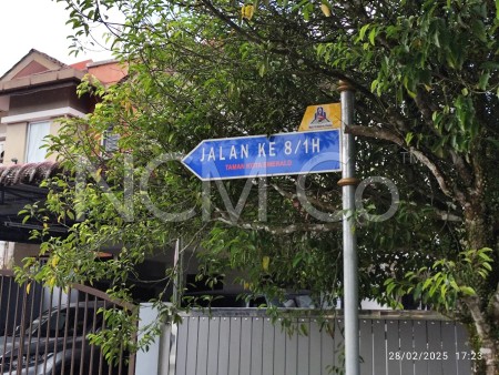 Terrace House for Auction