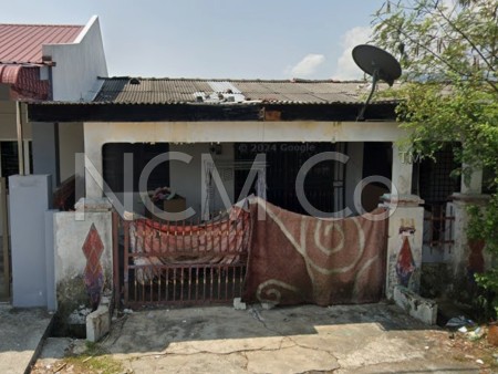 Terrace House For Auction at Taman Lintang