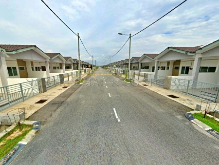 Terrace House for Auction