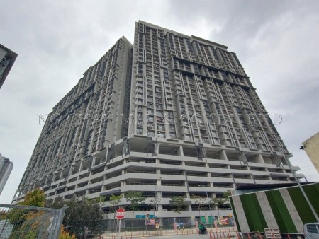 Apartment For Auction at Platinum Teratai