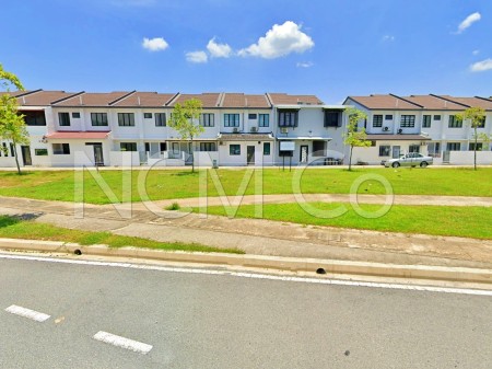 Terrace House For Auction at M Aruna