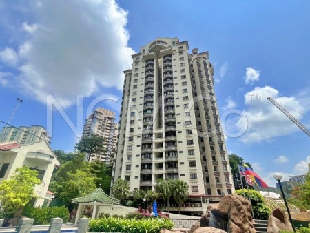 Condo For Auction at Robson Condominium