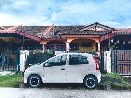Terrace House For Auction at Taman Semarak