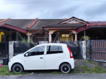 Terrace House for Auction