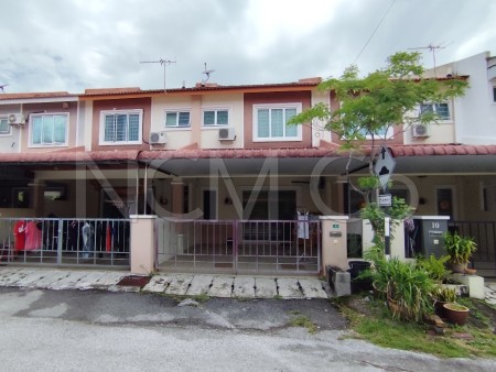 Terrace House for Auction