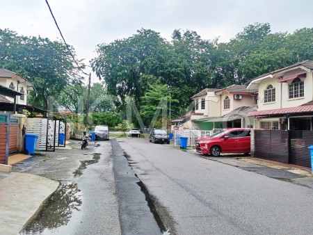 Terrace House for Auction