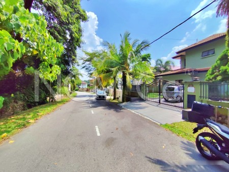 Bungalow House for Auction