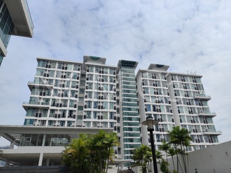 SOHO For Auction at The Scott Garden