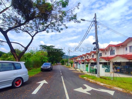Terrace House for Auction