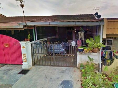 Terrace House For Auction at Taman Permai