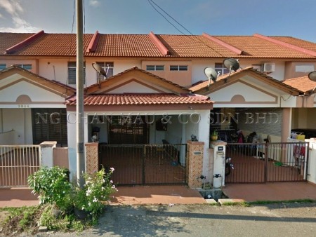 Terrace House For Auction at Taman Alam Perdana