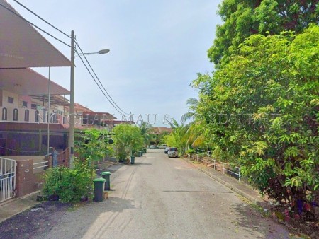 Terrace House for Auction