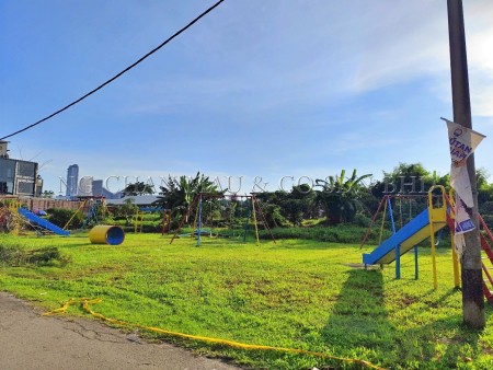 Apartment for Auction