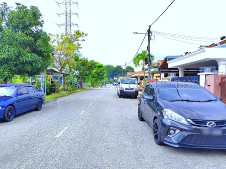 Terrace House for Auction