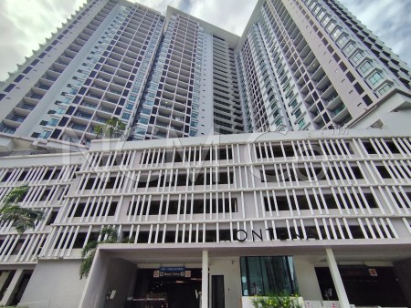 Office For Auction at Montena