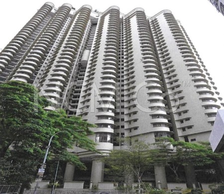 Condo For Auction at Villa Puteri