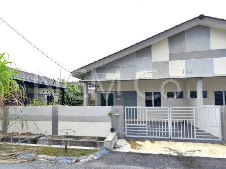 Bungalow House For Auction at Bandar Baru Setia Awan Perdana