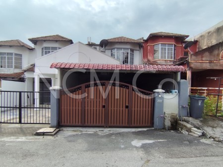 Terrace House For Auction at Taman Desa Melor