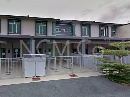 Terrace House For Auction at Taman Mawar Indah