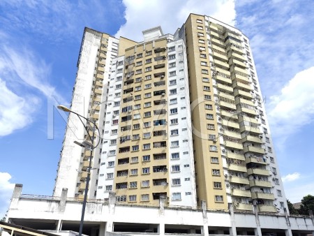 Condo For Auction at Magna Ville