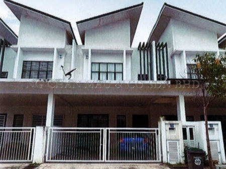 Terrace House For Auction at Hijayu 2