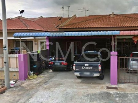 Terrace House For Auction at Taman Merbau Indah
